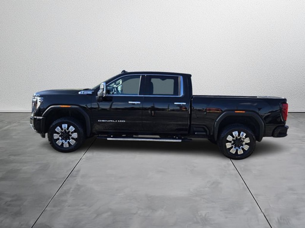 Used 2024 GMC Sierra 2500 HD Denali Truck Crew Cab