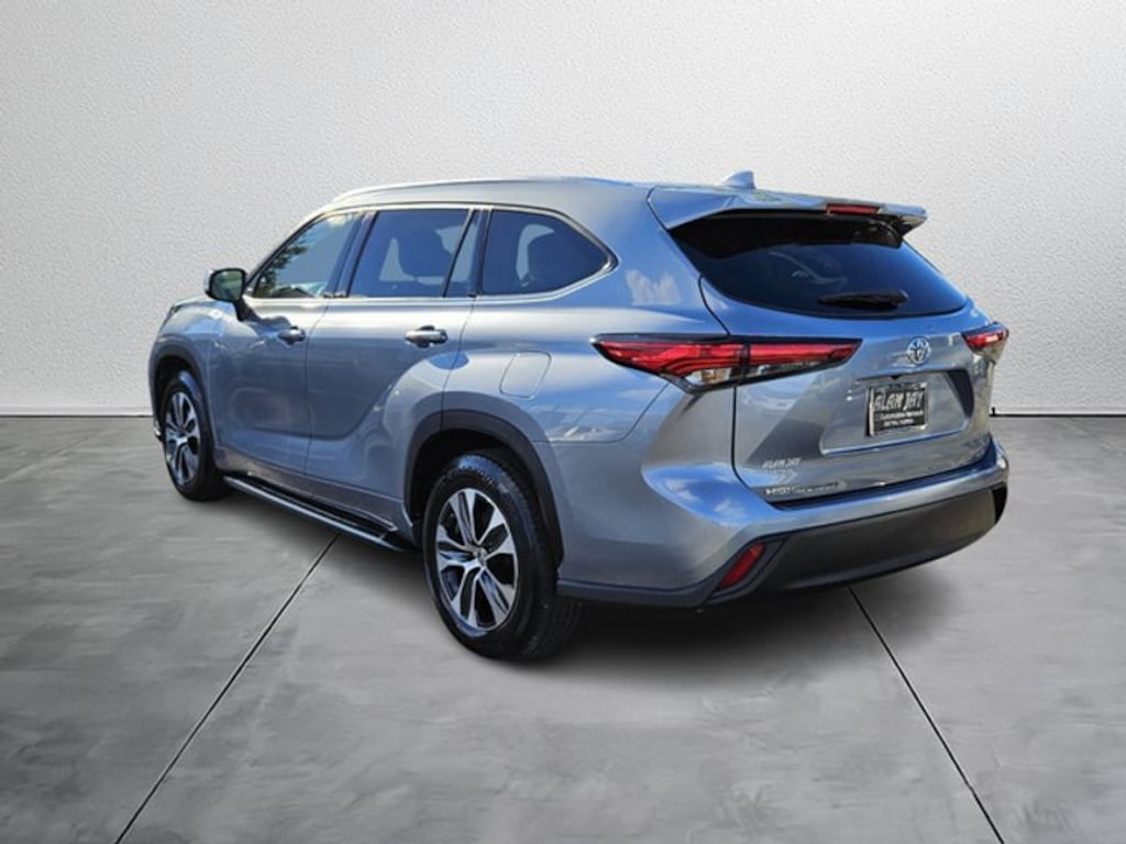 Used 2020 Toyota Highlander XLE SUV