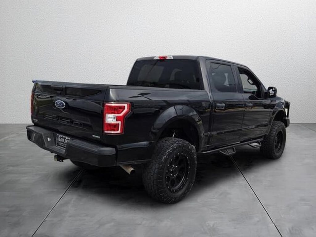 Used 2020 Ford F-150 XLT Truck SuperCrew Cab