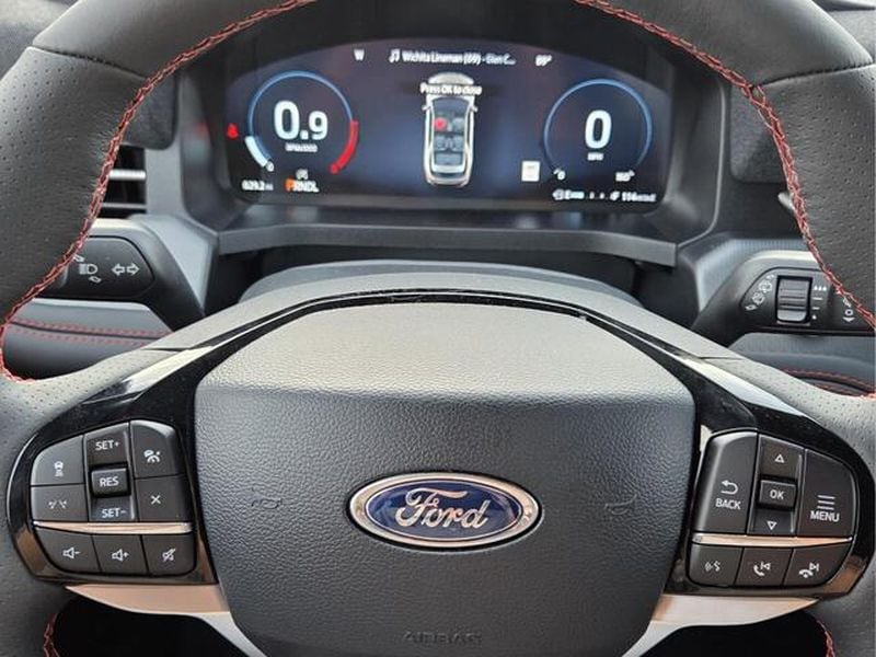 2026 Ford Explorer ST-Line - Photo 30