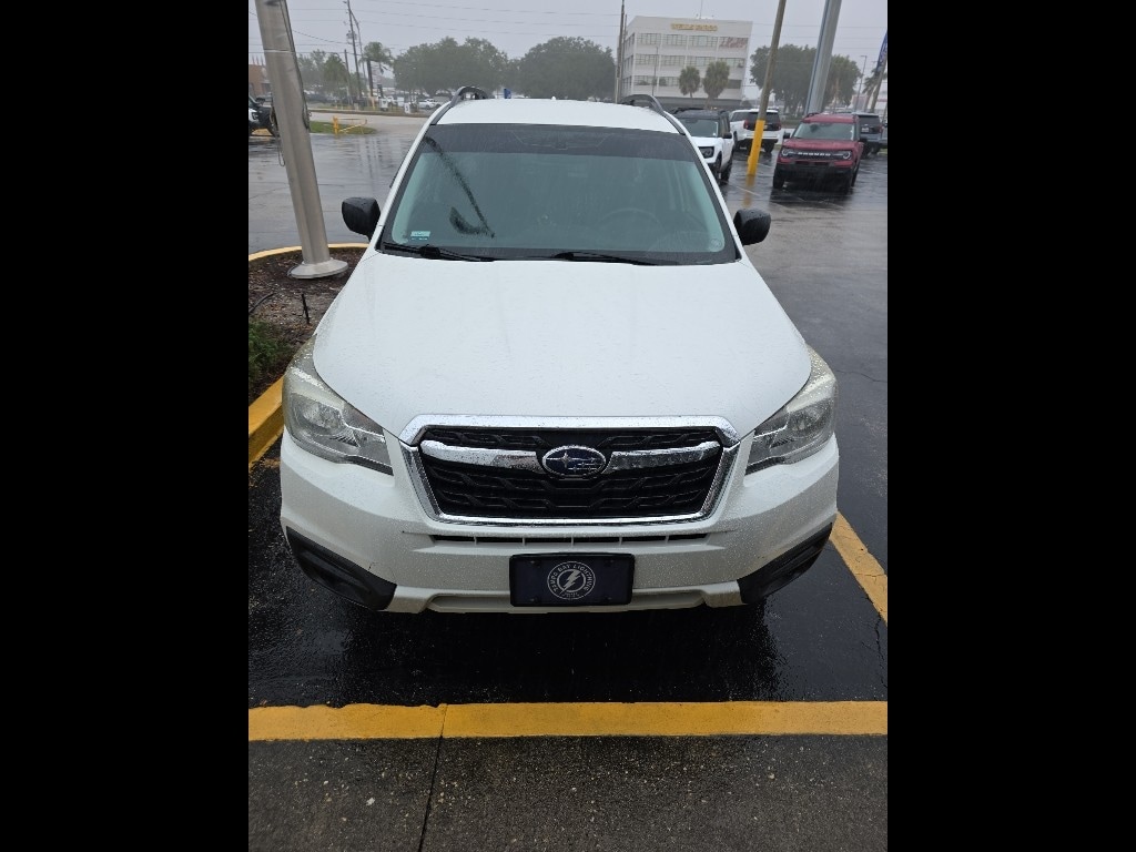 Used 2017 Subaru Forester 2.5i (CVT) SUV