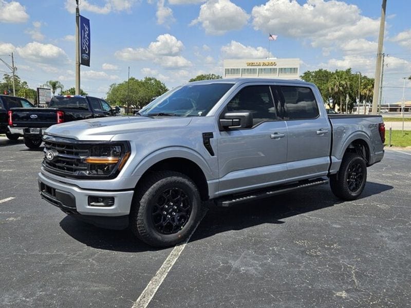 2025 Ford F-150 XLT's photo