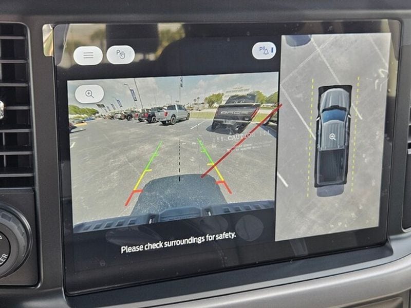 2025 Ford F-150 Lightning XLT photo 9