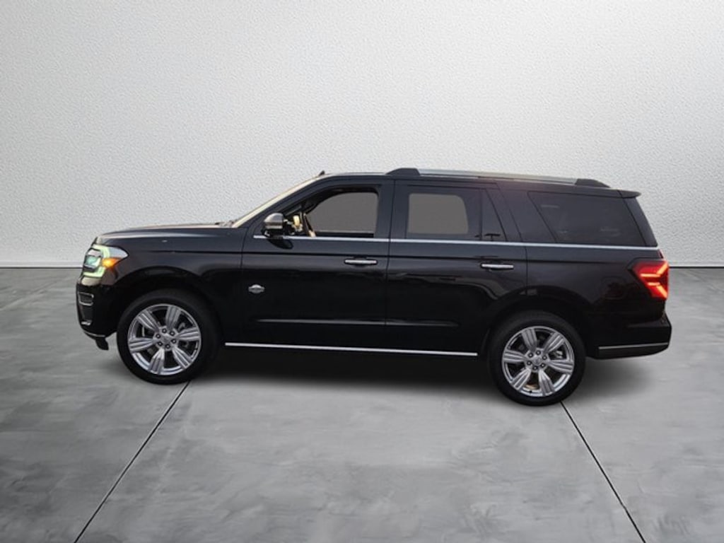 Used 2024 Ford Expedition King Ranch SUV