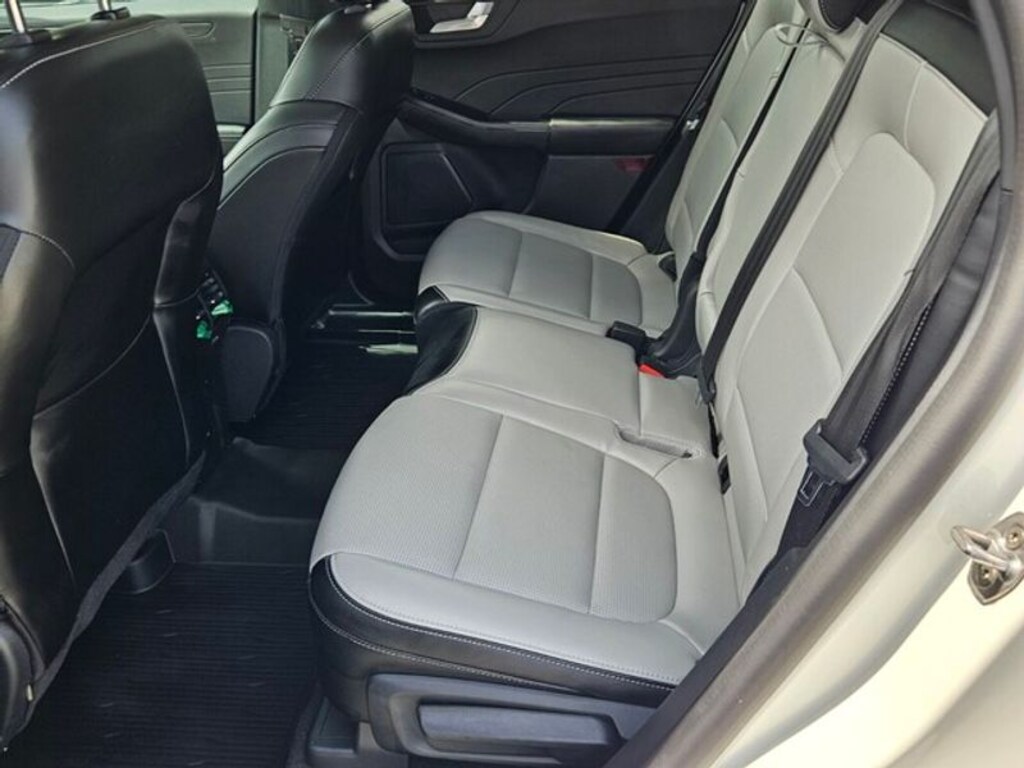 Used 2024 Ford Escape Platinum SUV