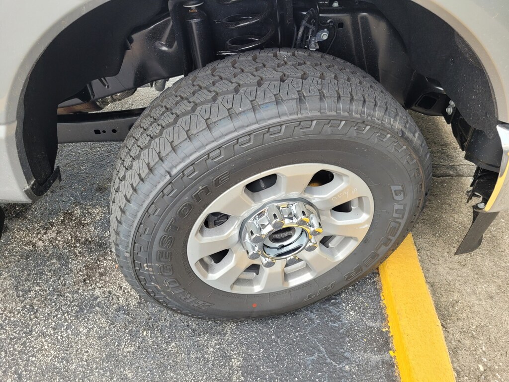 New 2024 Ford F-250 Truck Crew Cab