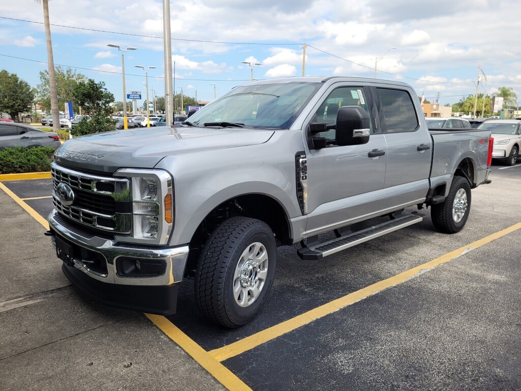 New 2024 Ford F-250 Truck Crew Cab