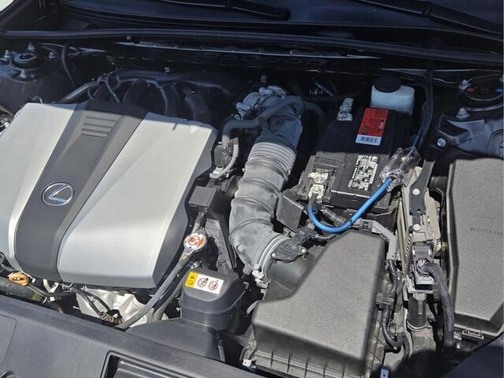 2022 Lexus ES 350 - Photo 22