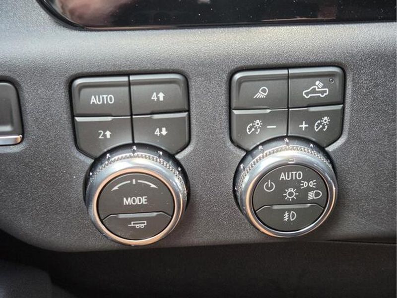 2026 GMC Sierra 1500 SLT - Photo 29