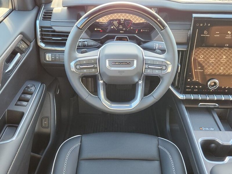2026 GMC Acadia Denali - Photo 9