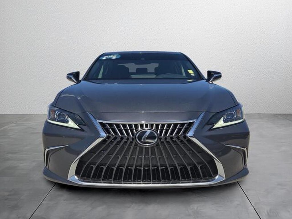2022 Lexus ES 350 - Photo 10