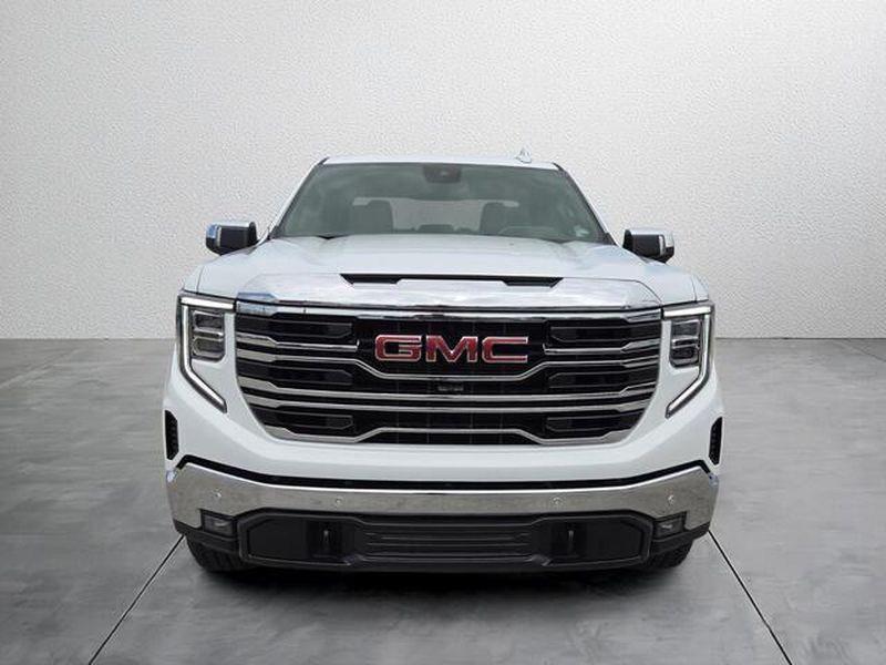 2026 GMC Sierra 1500 SLT - Photo 8