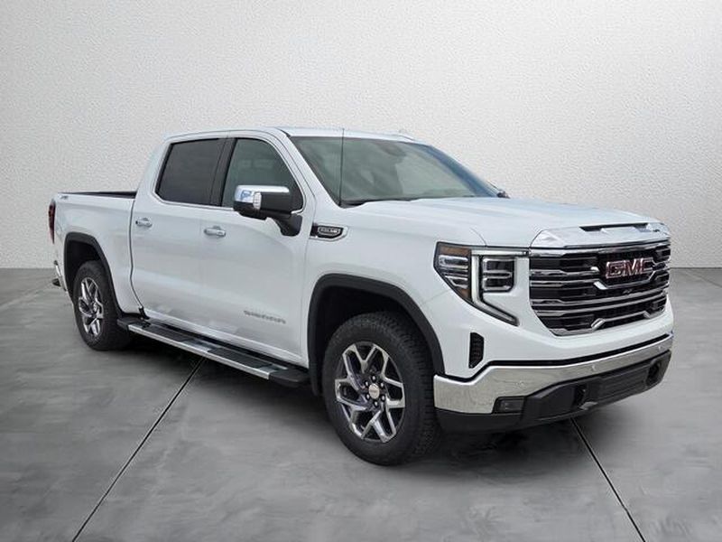 2026 GMC Sierra 1500 SLT - Photo 7