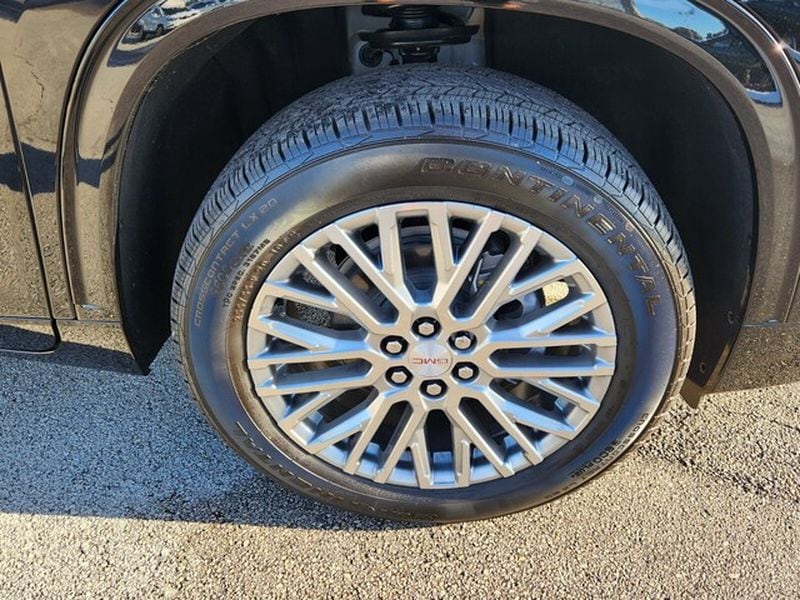 2026 GMC Acadia Denali - Photo 16