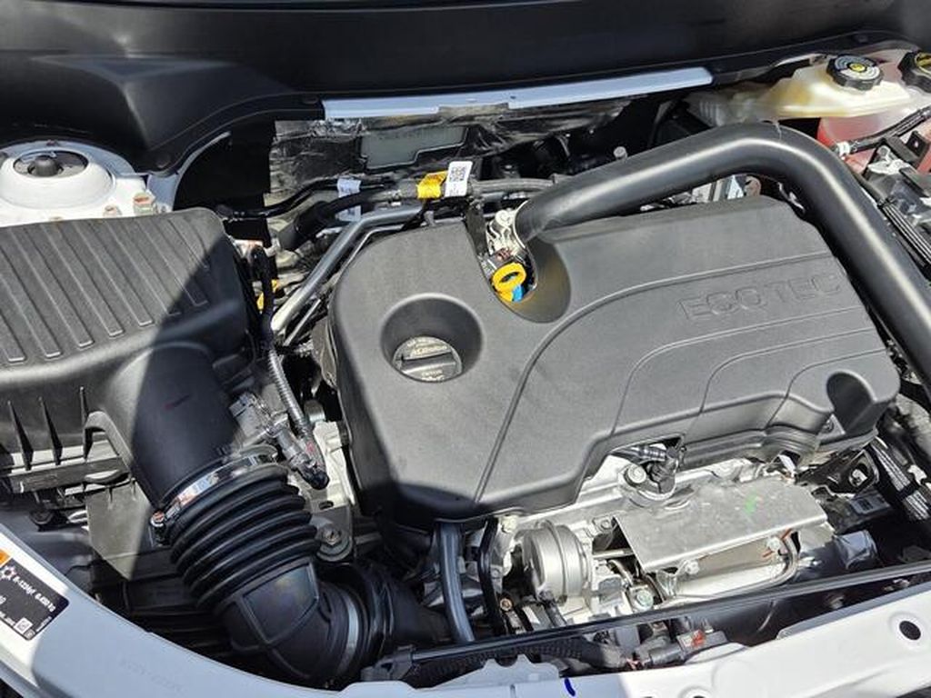 2027 GMC Terrain AT4 - Photo 20