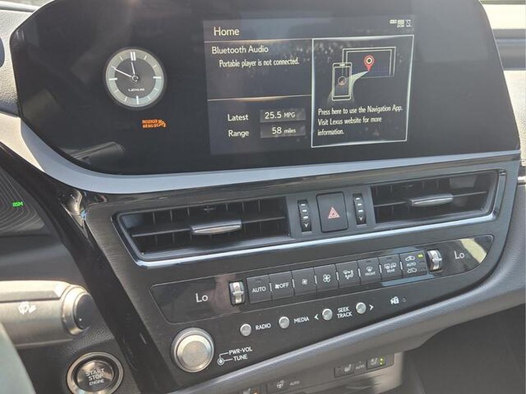 2022 Lexus ES 350 - Photo 28