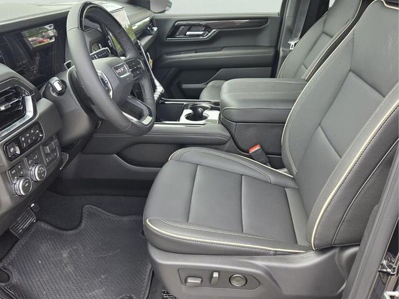 2026 GMC Yukon Elevation - Photo 10