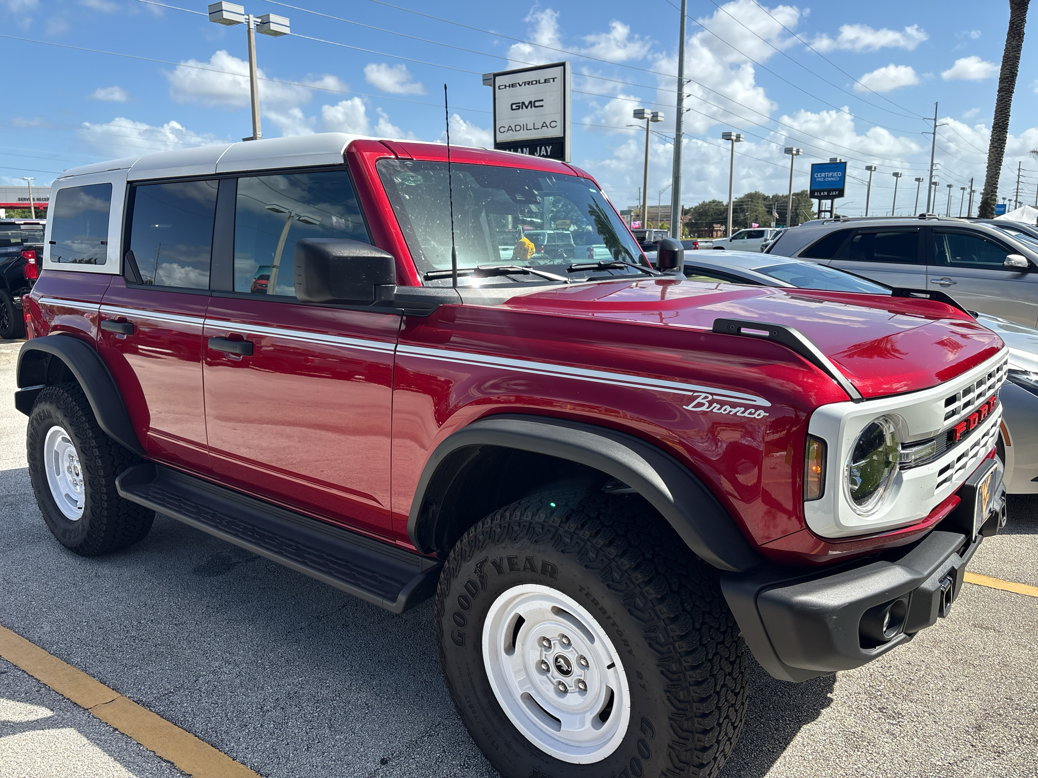 Used 2025 Ford Bronco Heritage Edition