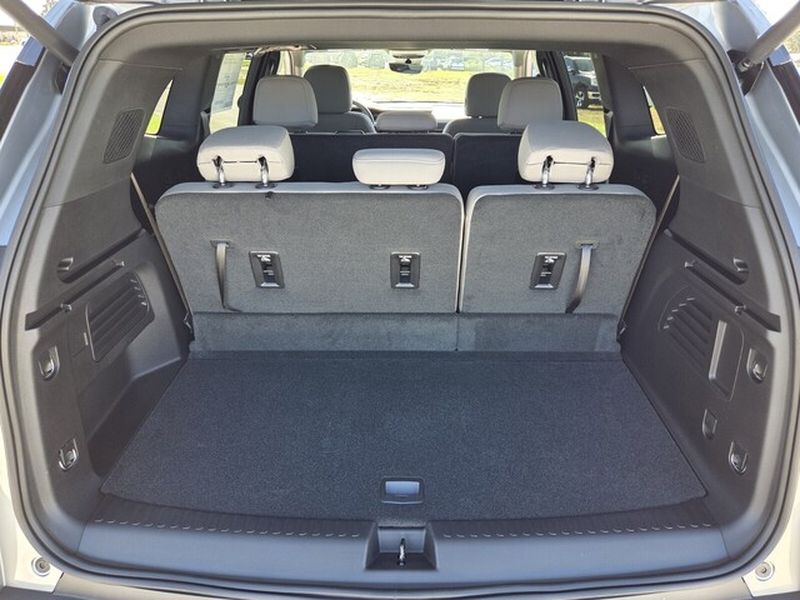 2026 GMC Acadia Elevation - Photo 12