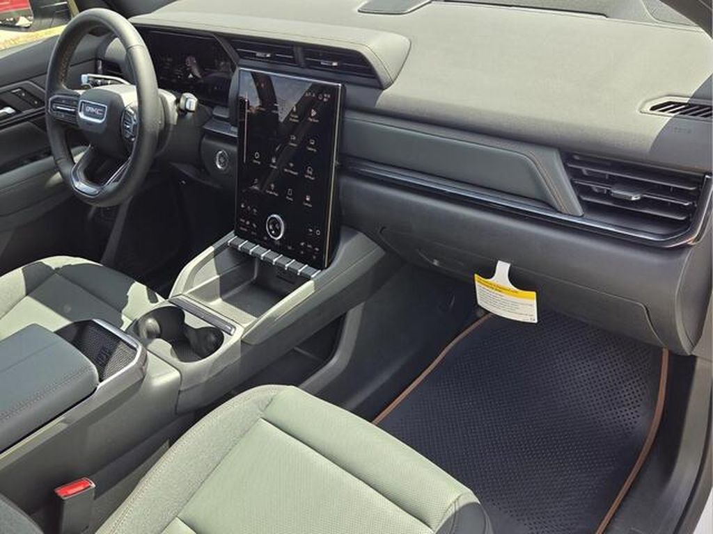 2027 GMC Terrain AT4 - Photo 19
