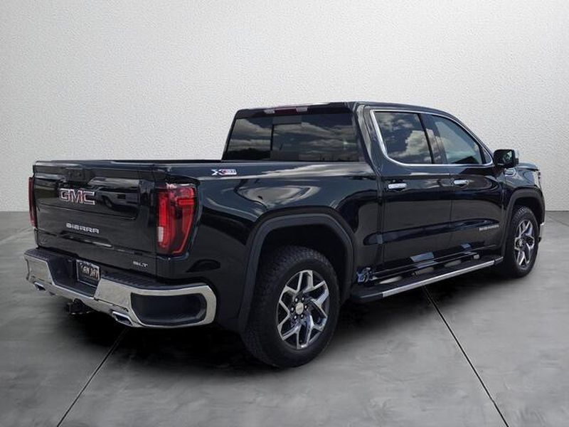 2026 GMC Sierra 1500 SLT - Photo 6