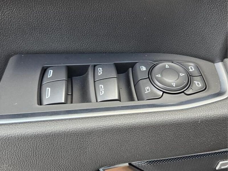 2026 GMC Sierra 1500 SLT - Photo 23