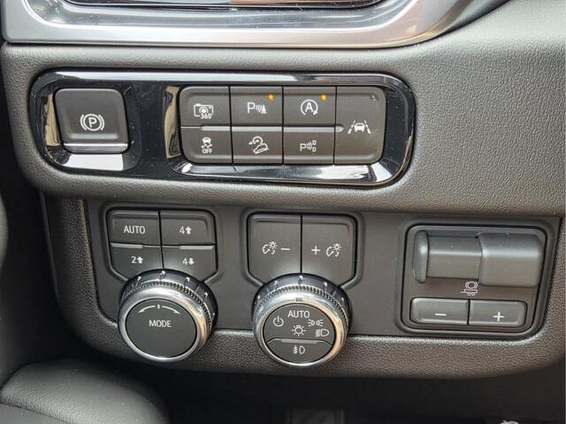 2026 GMC Yukon Elevation - Photo 27