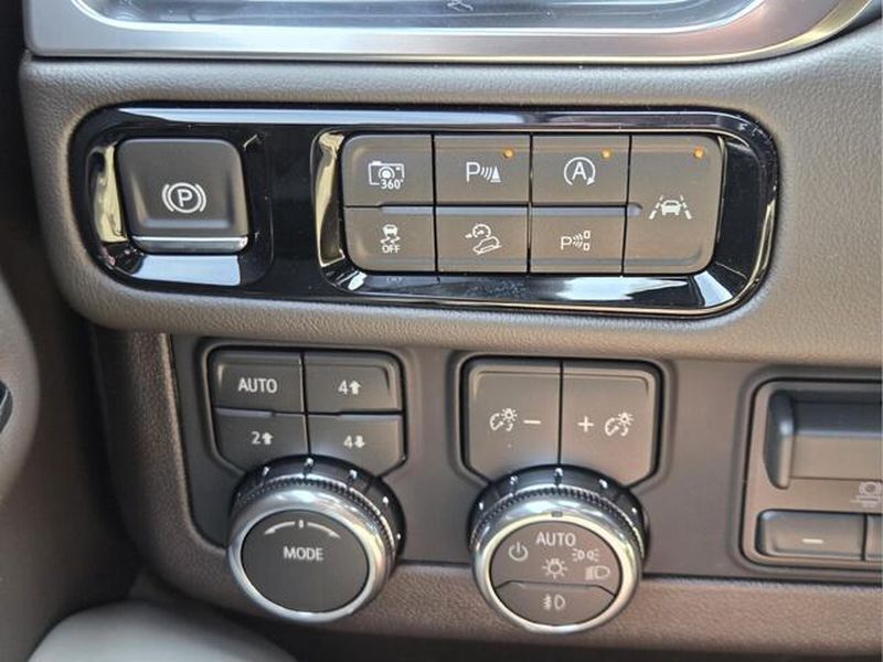 2026 GMC Yukon Elevation - Photo 30