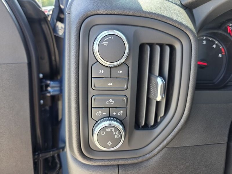 2026 GMC Sierra 2500HD Pro - Photo 23
