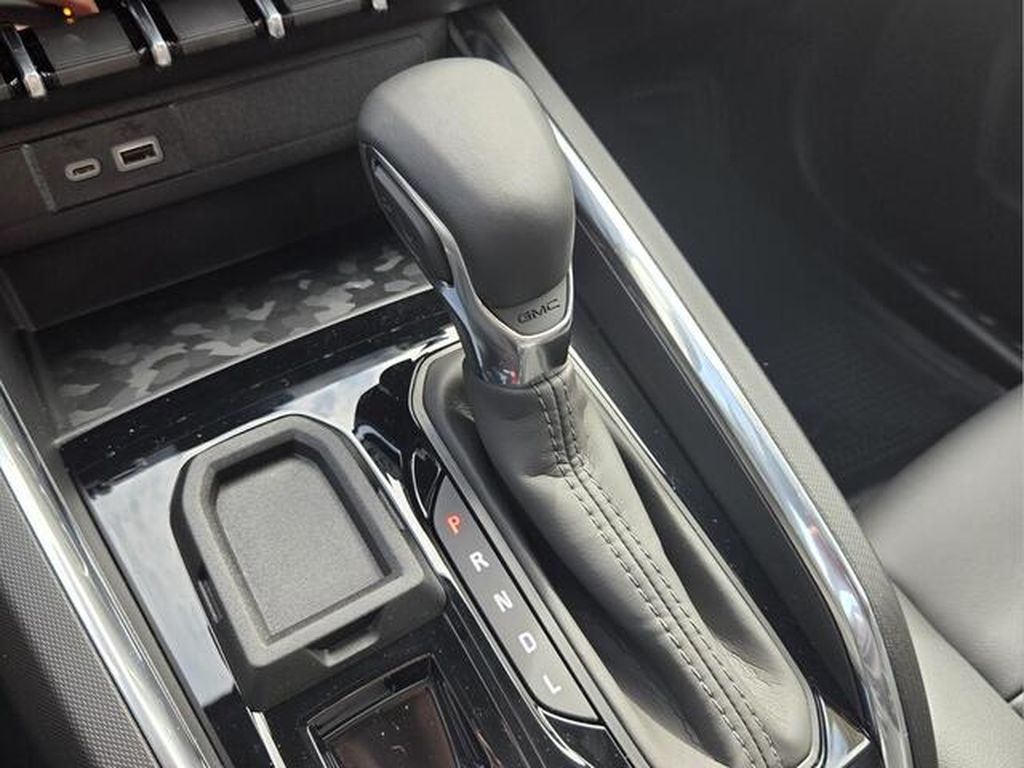 2026 GMC Canyon Elevation - Photo 24
