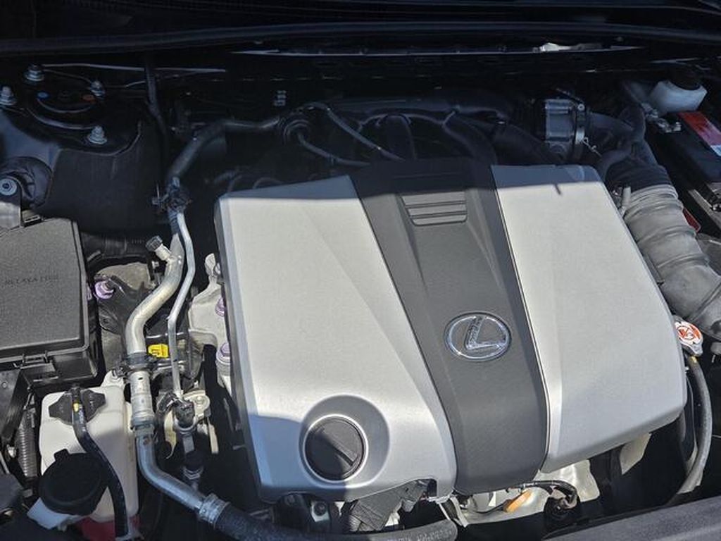 2022 Lexus ES 350 - Photo 21