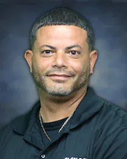 Staff member David R. from ID_65a7bb