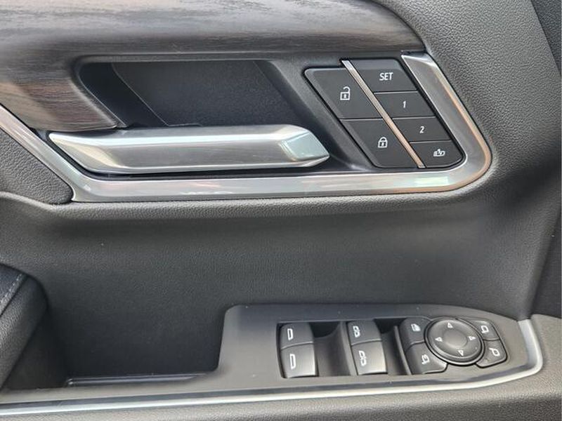 2026 GMC Sierra 1500 SLT - Photo 22