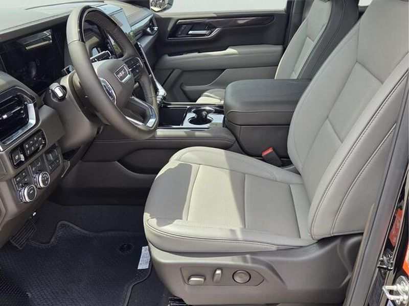 2026 GMC Yukon Elevation - Photo 10