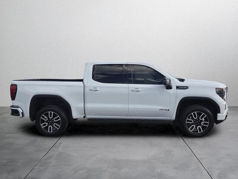 2026 GMC Sierra 1500 AT4 - Photo 8