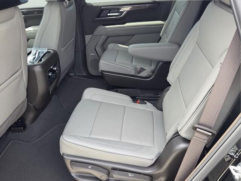 2026 GMC Yukon Elevation - Photo 11