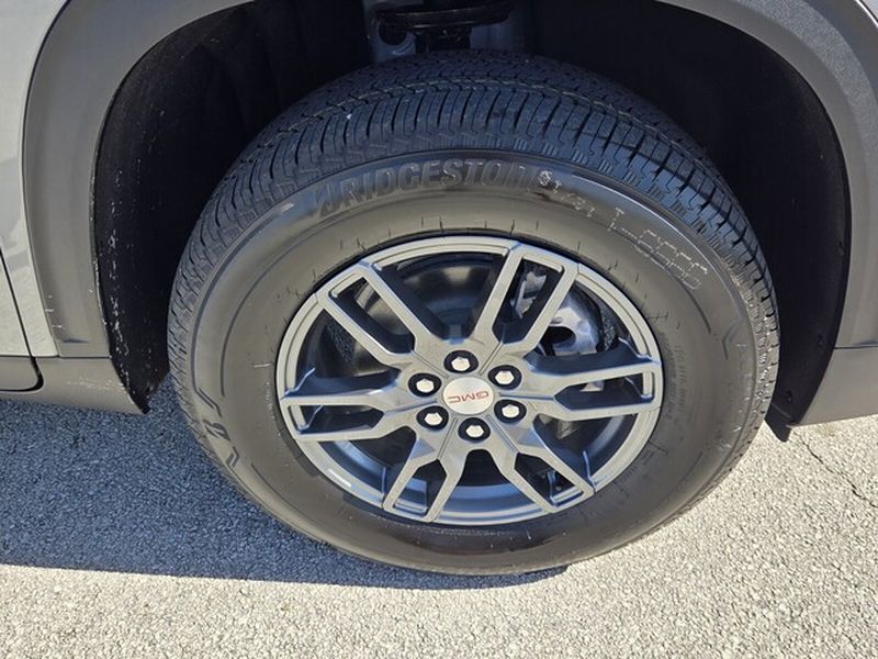 2026 GMC Acadia Elevation - Photo 17