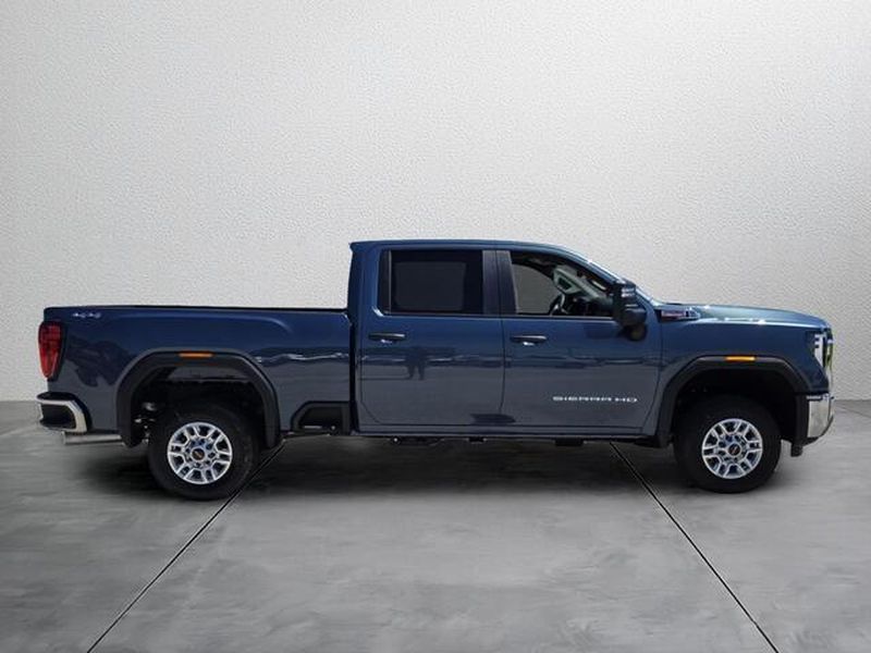 2026 GMC Sierra 2500HD Pro - Photo 5