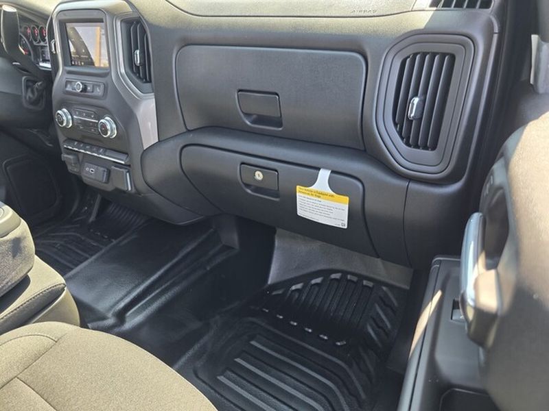 2026 GMC Sierra 2500HD Pro - Photo 15