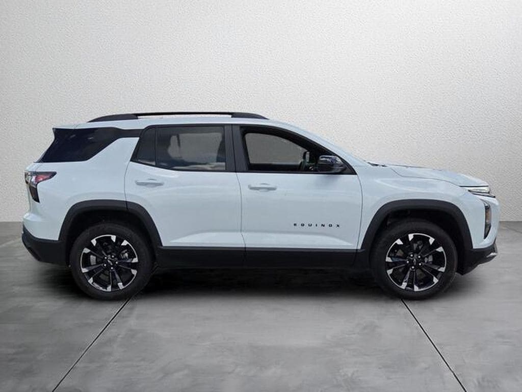 2026 Chevrolet Equinox RS - Photo 8