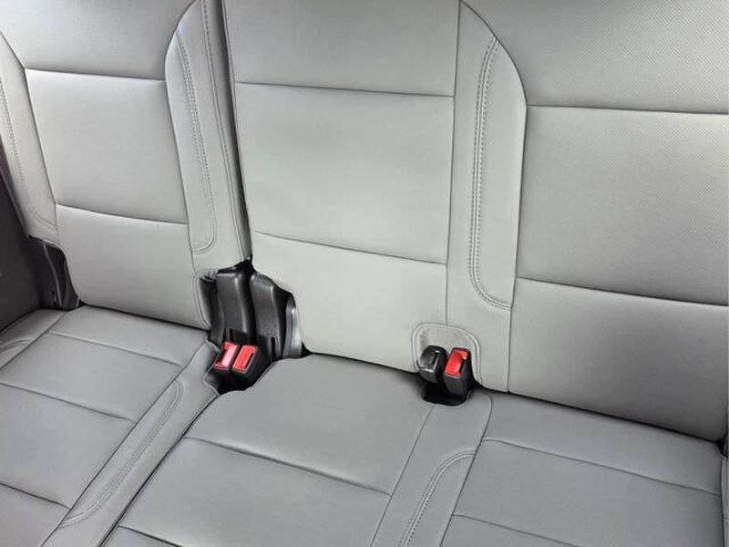 2026 GMC Yukon Elevation - Photo 12