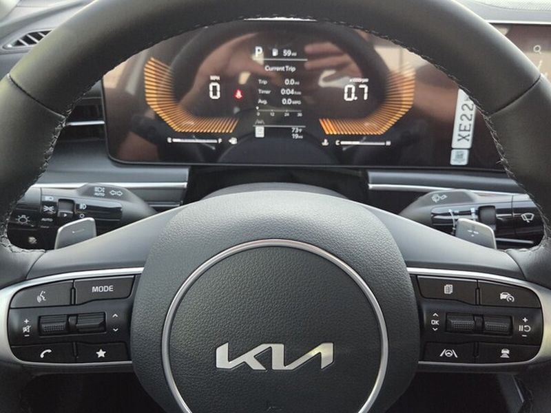 2026 Kia K5 GT - Photo 24