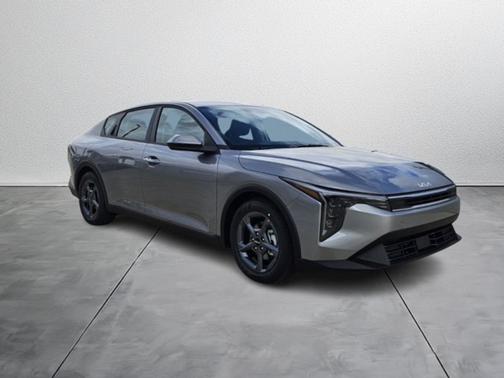 New 2025 Kia K4 LXS Sedan