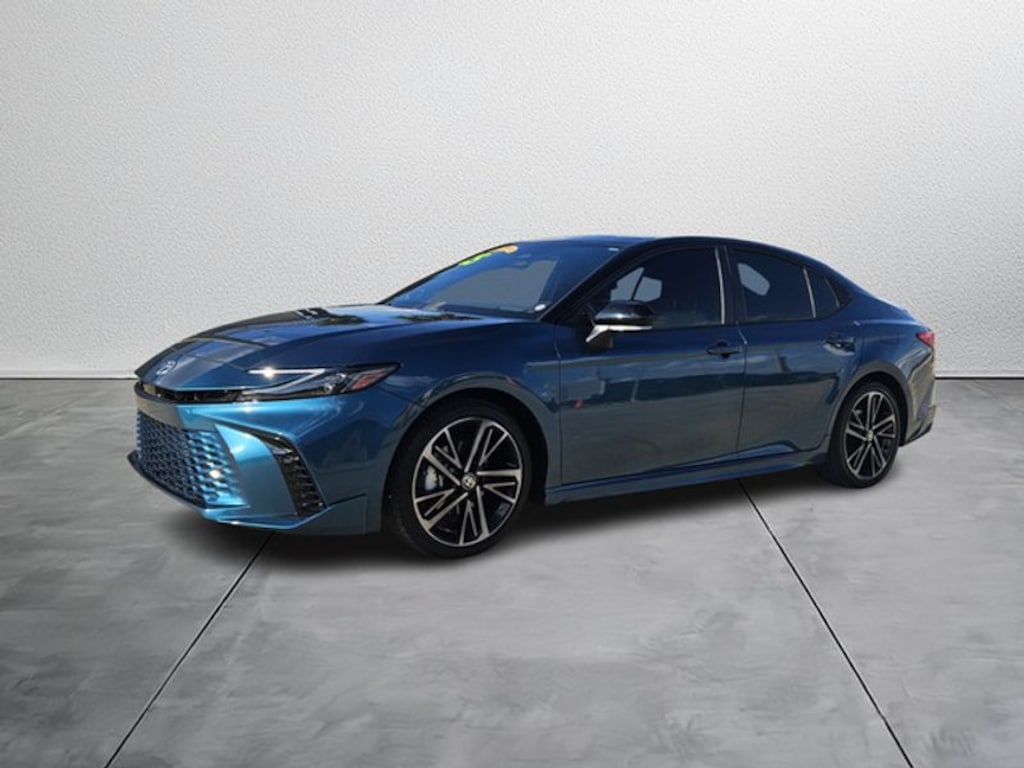 Used 2025 Toyota Camry Hybrid XSE Sedan