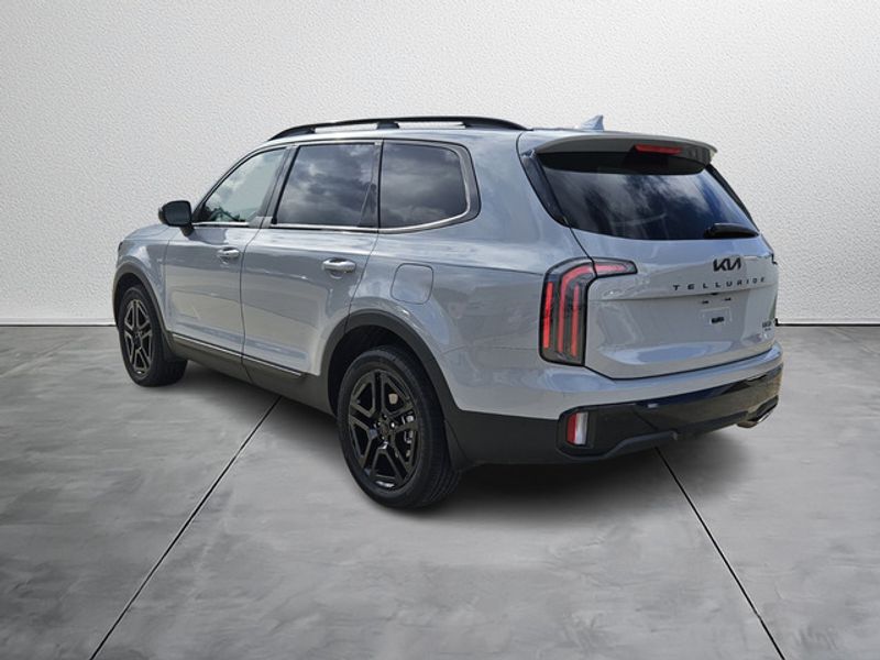 2025 Kia Telluride EX X-Line photo 3