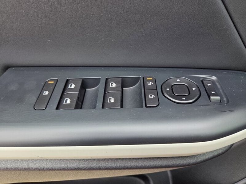 2026 Kia K4 GT-Line Turbo - Photo 18