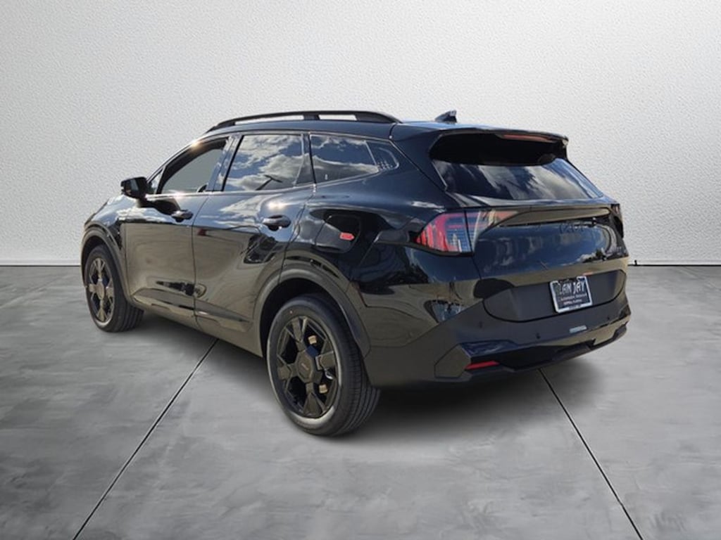 New 2026 Kia Sportage Hybrid X-Line Sport Utility
