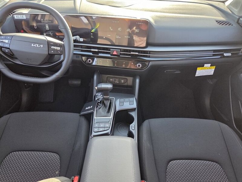 2026 Kia Sportage LX - Photo 11