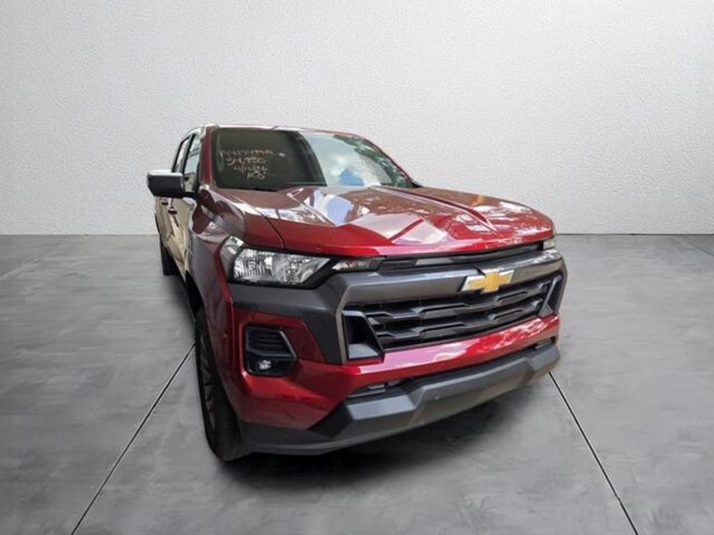 Used 2023 Chevrolet Colorado 2WD LT Crew Cab