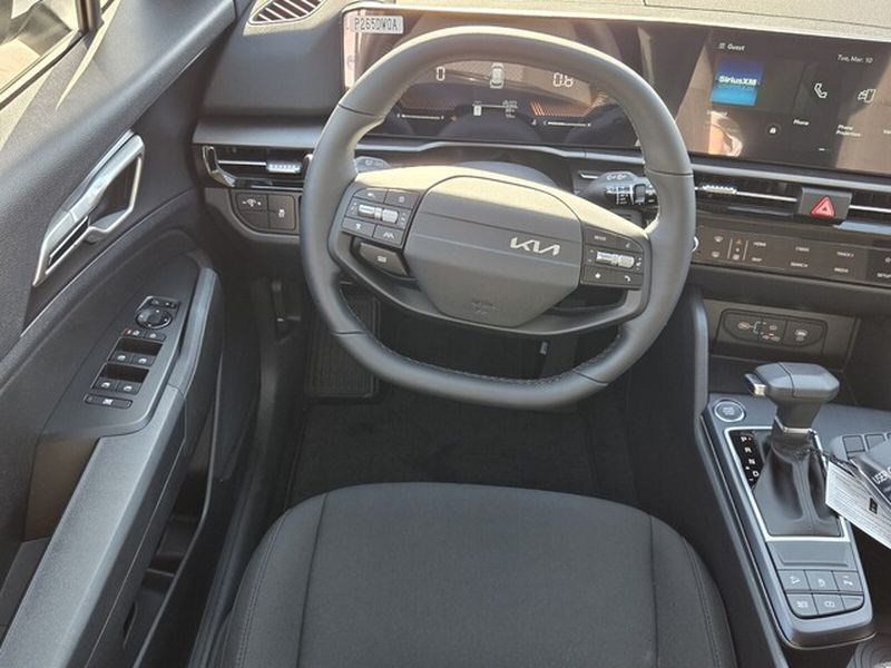 2026 Kia Sportage LX - Photo 10